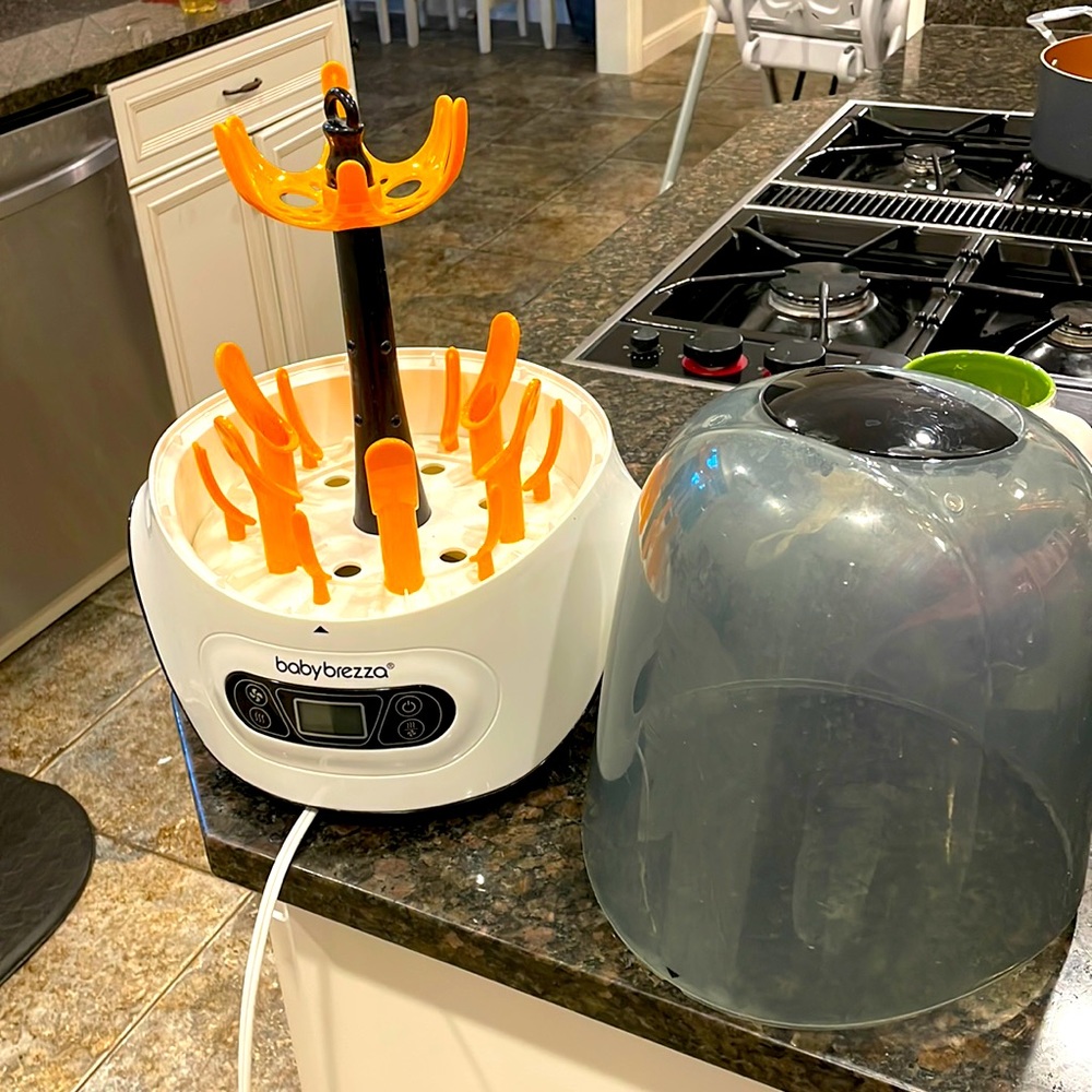 Baby Brezza bottle sterilizer